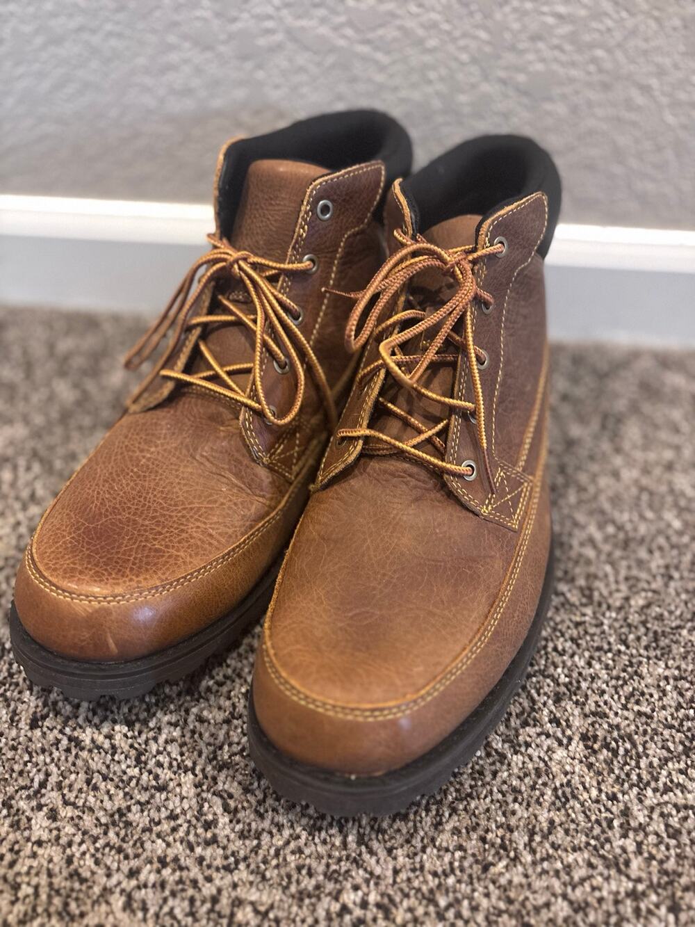 Timberland Attleboro Mid Lace Up Chukka Boot Men